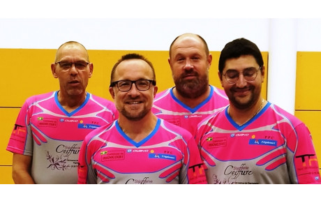 L'Equipe Fanion subi son premier . . .