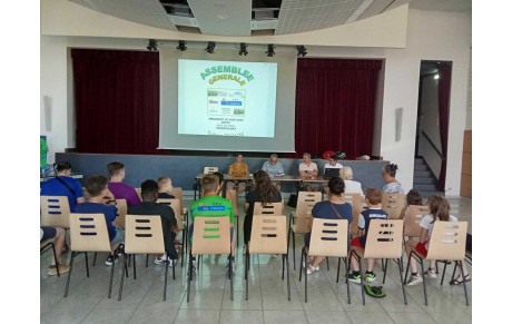 L'Assemblée Générale du club . . .